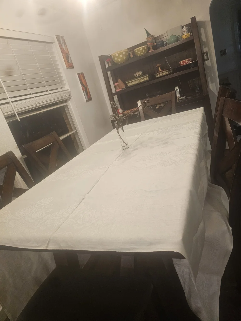 Classic Ivory Damask Flower Tablecloth - Elegant Dining Linen..88